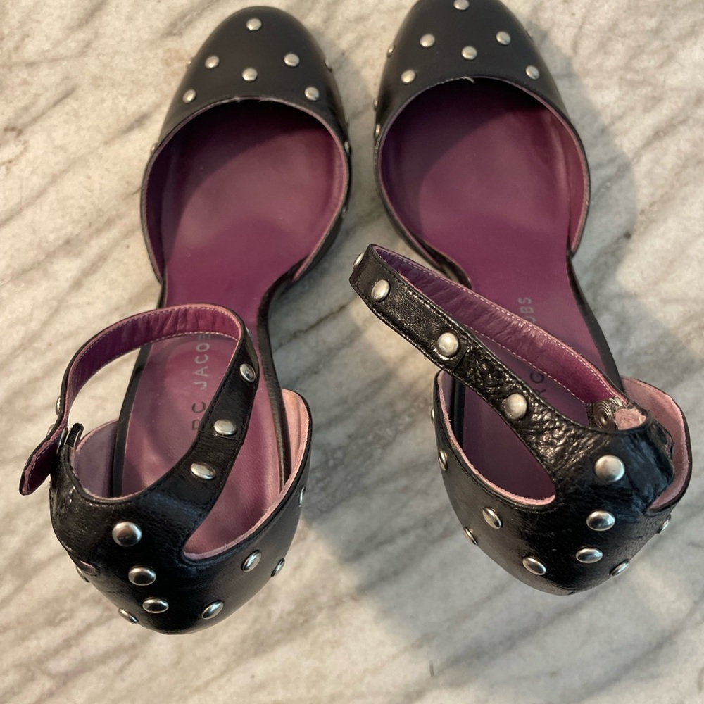 Marc Jacobs studded leather high heel wedge style ankle strap pumps size 7.5 - Picture 3 of 10